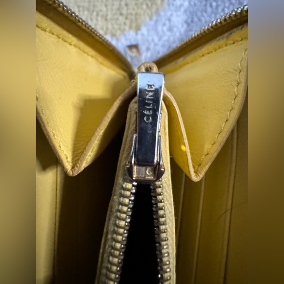 Rare Celine zip around wallet black and yellow - Picture 9 of 12